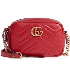 Gucci Marmont camera bag red